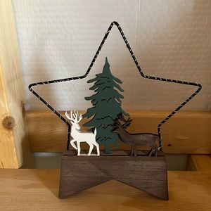 NWT Scene Decor that Lights Up